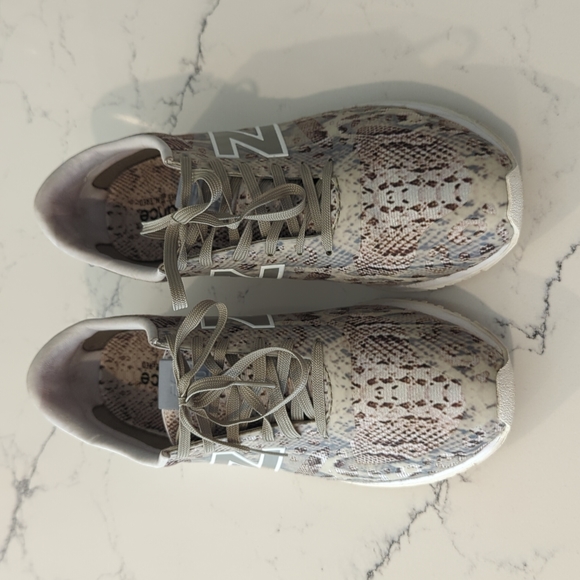 New Balance 420 animal print - Picture 3 of 7